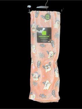 New Glow in the dark Halloween fleece plush throw blanket